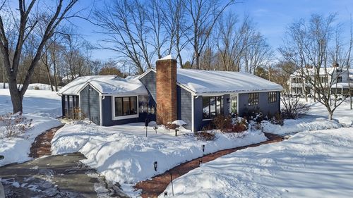 1 Hillcrest Rd, Bedford, MA, 01730-2011 | Card Image
