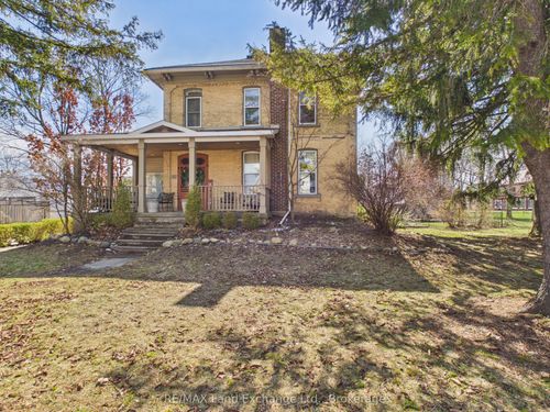 20 Queen St, Ripley, ON, N0G2R0 | Card Image