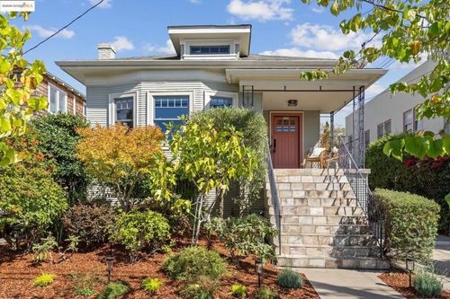 4126 Emerald St, Oakland, CA, 94609-2603 | Card Image
