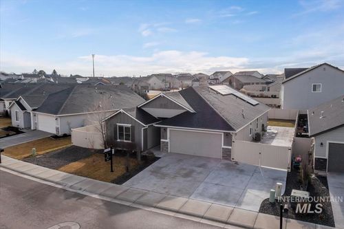 2799 W Midnight Dr, Kuna, ID, 83634-3014 | Card Image
