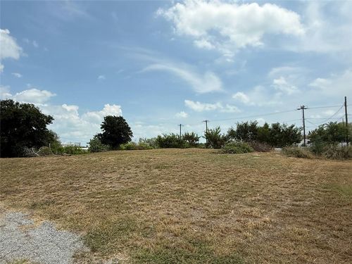 1422 San Luis St, Corpus Christi, TX, 78401-1327 | Card Image