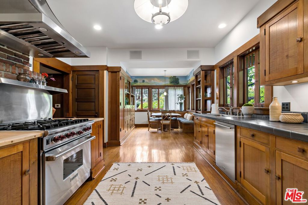 Residential in Los Angeles 2