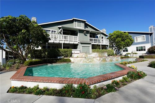 26-16440 Atherton Mtn, Fountain Valley, CA, 92708-1341 | Card Image