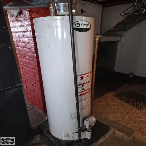 20511 Beatrice Street, Livonia, MI, 48152 | Card Image