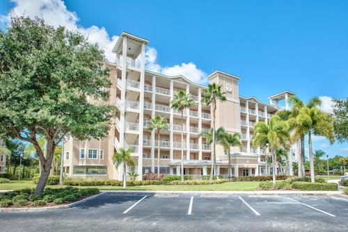404-7296 Marathon Dr, SEMINOLE, FL, 33777-3835 | Card Image