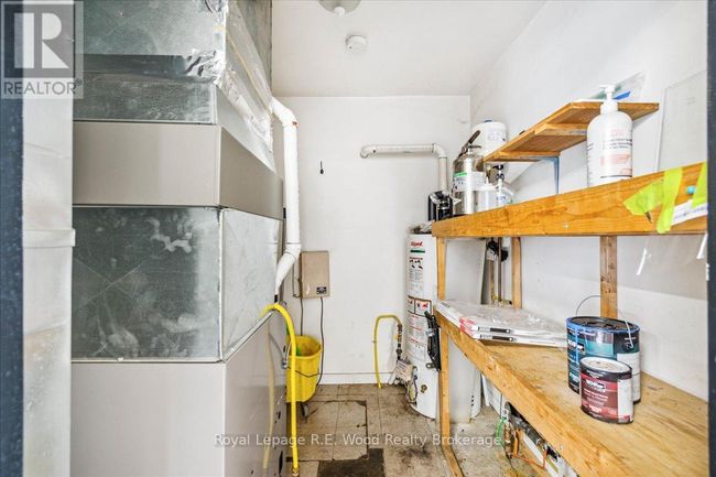 29 Wellington St, Home with 0 bedrooms, 0 bathrooms and 6 parking in Port Burwell ON | Image 24