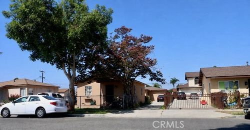 15347 Virginia Ave, Paramount, CA, 90723-4452 | Card Image