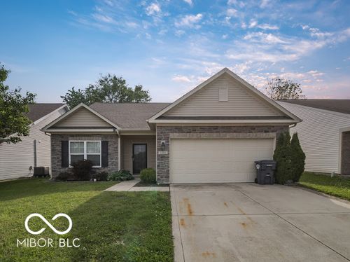1650 Bridgecreek Xing, Greenwood, IN, 46143-6918 | Card Image