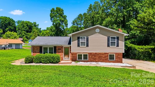 1401 Southwest Blvd, Newton, NC, 28658-3646 | Card Image