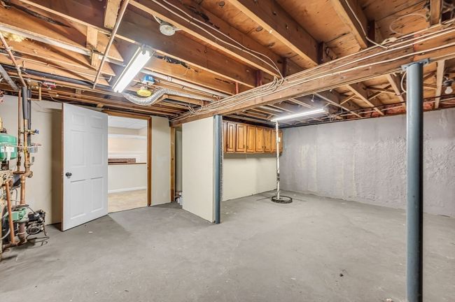 16 Kaolin Rd, House other with 3 bedrooms, 2 bathrooms and 6 parking in Blandford MA | Image 33