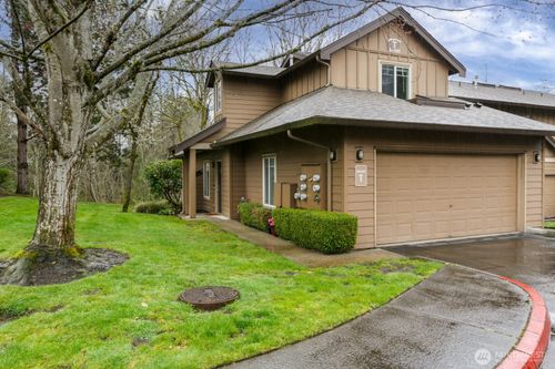 t-101-18930 Bothell Everett Hwy, Bothell, WA, 98012-5225 | Card Image