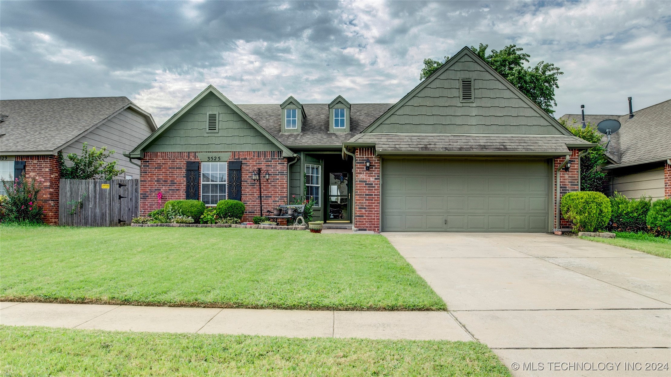 Aurora St, Broken Arrow, OK 74014