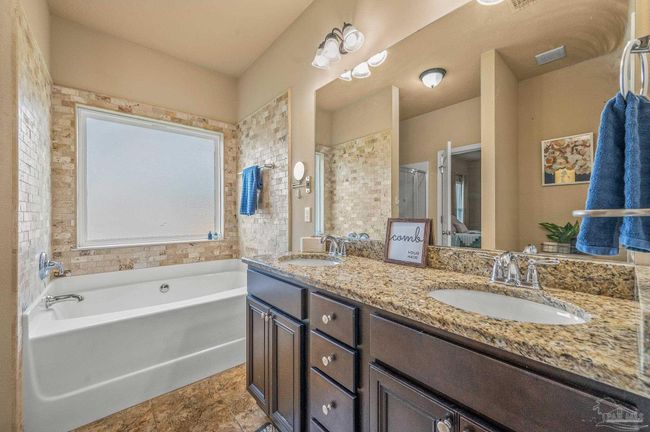 2450 Redford Dr, House other with 3 bedrooms, 2 bathrooms and 4 parking in Cantonment FL | Image 36