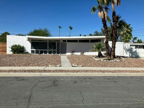 3570 E Camino Rojos, Palm Springs, CA, 92262-5421 | Card Image