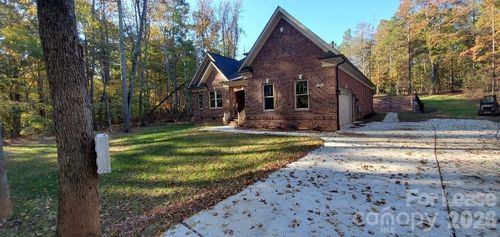 550 Cottonfield Cir, Waxhaw, NC, 28173-8364 | Card Image