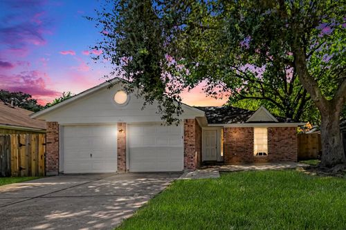 1911 Bogatto St, La Marque, TX, 77568-5211 | Card Image