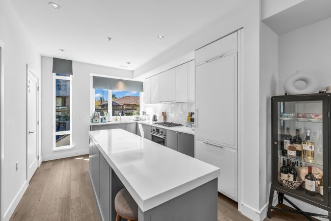7623 Yukon Street, Townhouse with 4 bedrooms, 2 bathrooms and 2 parking in Vancouver BC | Image 7