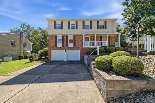 8458 Coventry Dr, Allison Park, PA, 15101-3361 | Card Image