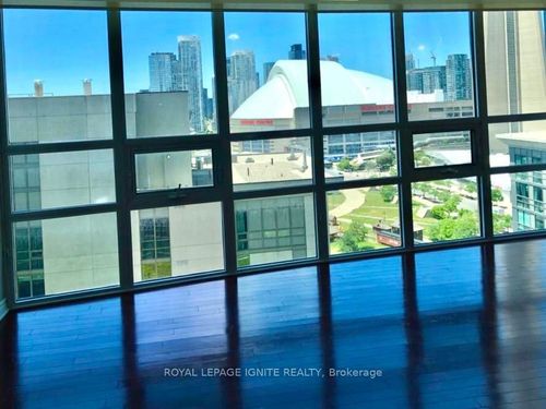 2202-19 Grand Trunk Crescent, Toronto, ON, M5J3A3 | Card Image