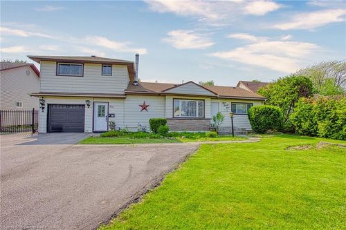 329 Margaret Ave, Stoney Creek, ON, L8E2J3 | Card Image