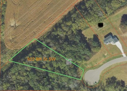 922 8th St Sw, Pine Island, MN, 55963-9153 | Card Image