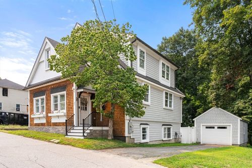 21 Prospect St, Maynard, MA, 01754-1314 | Card Image