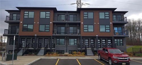 g11-118 Gravel Ridge Trail, Kitchener, ON, N2E0J5 | Card Image