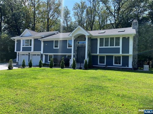 25 Biscayne Dr, Ramsey, NJ, 07446-2630 | Card Image