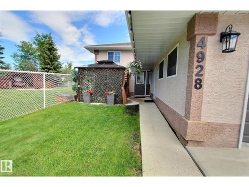4928 50a Ave, Entwistle, AB, T0E | Card Image