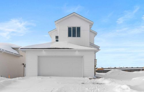 11958 81 Ave, Grande Prairie, AB, T8W0M7 | Card Image