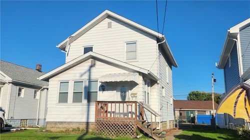 1116 Dallas Ave, Natrona Heights, PA, 15065-1431 | Card Image