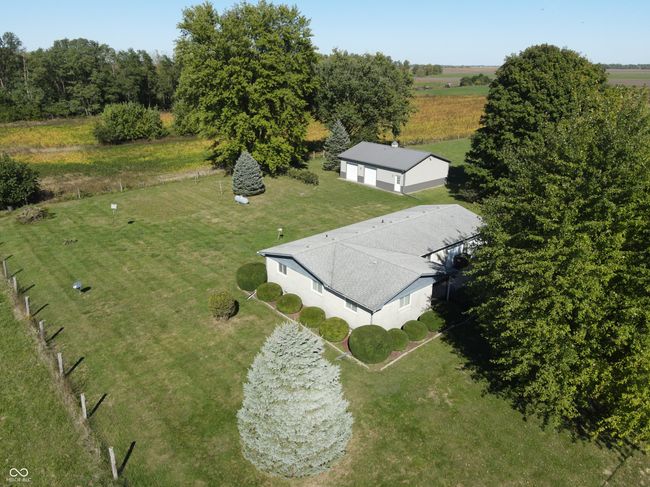 3300 W State Road 244, House other with 3 bedrooms, 2 bathrooms and null parking in Milroy IN | Image 34