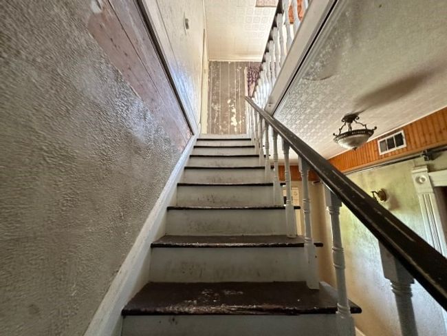 202 Mill St, House other with 4 bedrooms, 2 bathrooms and null parking in Valley View TX | Image 15