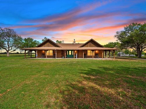 16120 Brown Rd, Waller, TX, 77484-5033 | Card Image