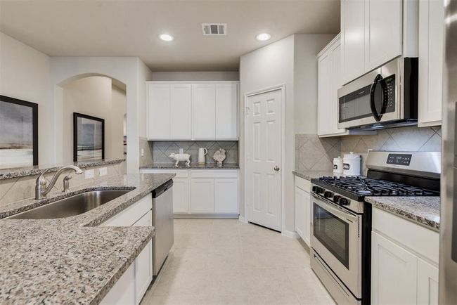 5907 Grant Grala Dr, House other with 4 bedrooms, 3 bathrooms and 2 parking in Katy TX | Image 8