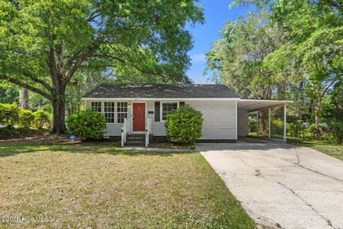 807 River St, Jacksonville, NC, 28540-4958 | Card Image