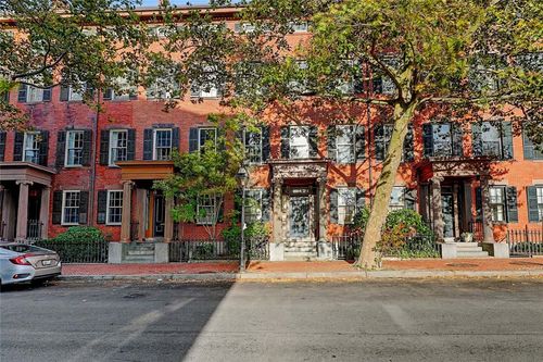 2-261 Benefit St, Providence, RI, 02903-2716 | Card Image