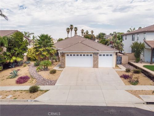 2815 Douglas Way, Corona, CA, 92882 | Card Image