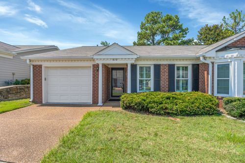 810 Marquette Dr, Nashville, TN, 37205-5502 | Card Image