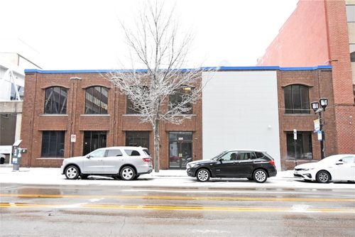 320 3rd St Se, Cedar Rapids, IA, 52401-1854 | Card Image