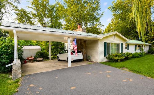 31031 Lee Hwy, Glade Spring, VA, 24340-4813 | Card Image