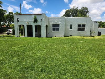 5735 Sw 12th St, House other with 3 bedrooms, 1 bathrooms and null parking in West Miami FL | Image 3