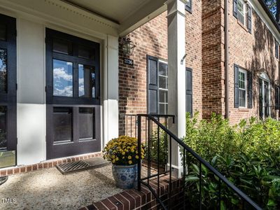 003-1280x960-covered-front-porch | Image 2