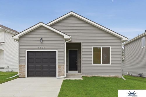 7809 N 94th Cir, Omaha, NE, 68122-1347 | Card Image