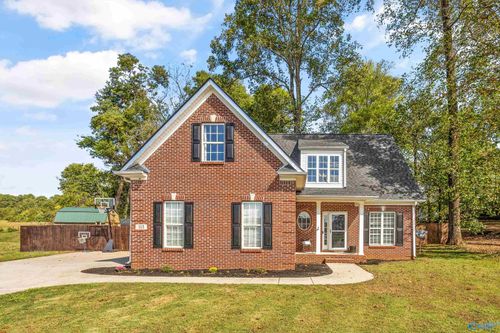 115 Hickory Gln, Huntsville, AL, 35811-7952 | Card Image