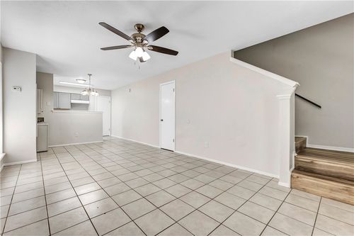 apt-c-1520 Hawk Tree Dr, College Station, TX, 77845-5212 | Card Image