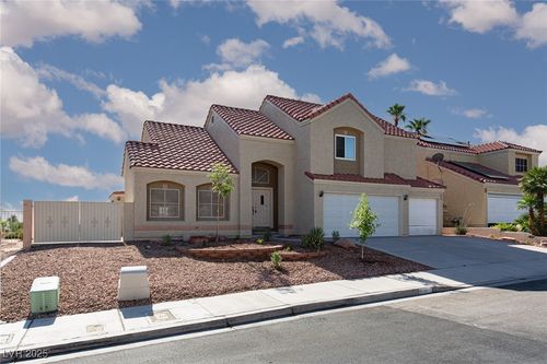 426 Lost Trail Dr, Henderson, NV, 89014-3407 | Card Image