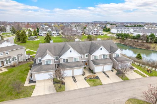 8-3672 Oxford Ct, Hudsonville, MI, 49426-7874 | Card Image
