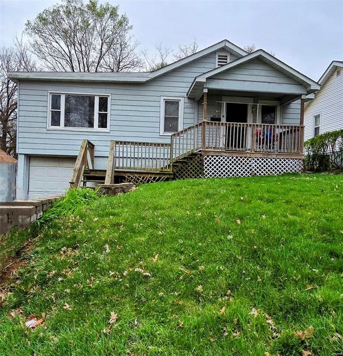 2615 Krum St, Alton, IL, 62002-1729 | Card Image