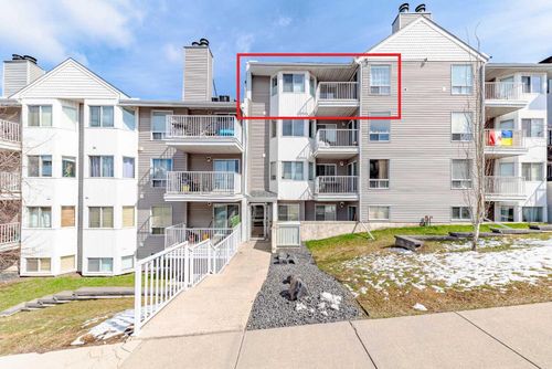 505 - 1919 17 Avenue Sw, Home with 2 bedrooms, 1 bathrooms and 1 parking in Calgary AB | Card Image